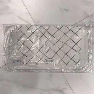 ⭐️ SOLD ⭐️ NWT Authentic Chanel Karl Lagerfeld ICOT3 Dust Bag